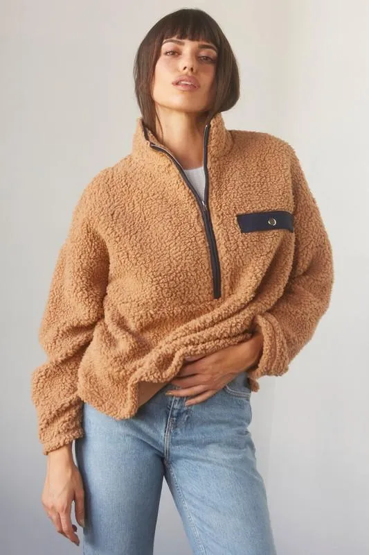Weekender Pullover in Mocha